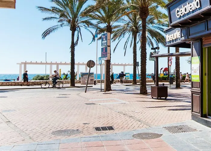 Rentandhomes Fuengirola Beach Apartment